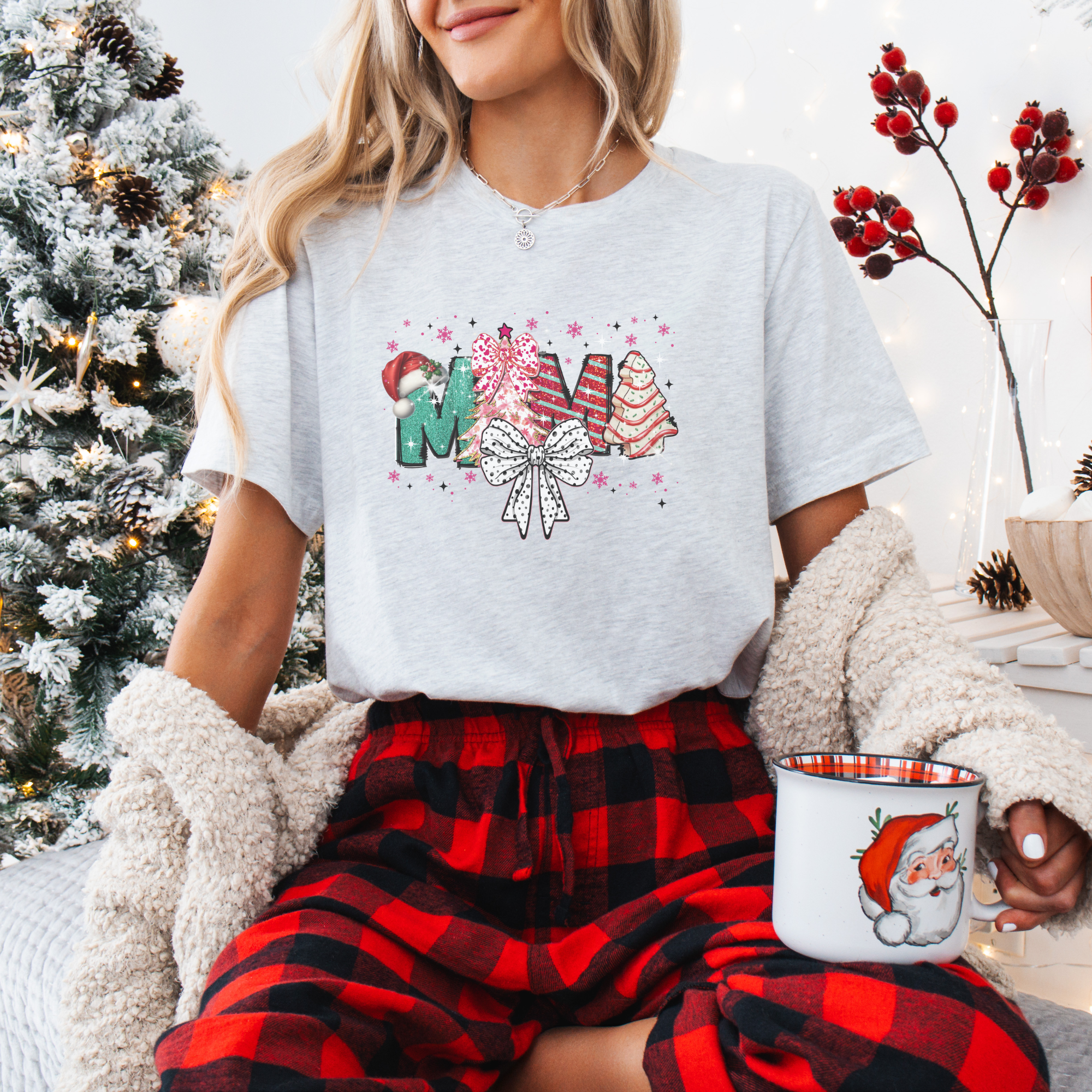 Christmas Mama Bow Women's Graphic T-Shirt