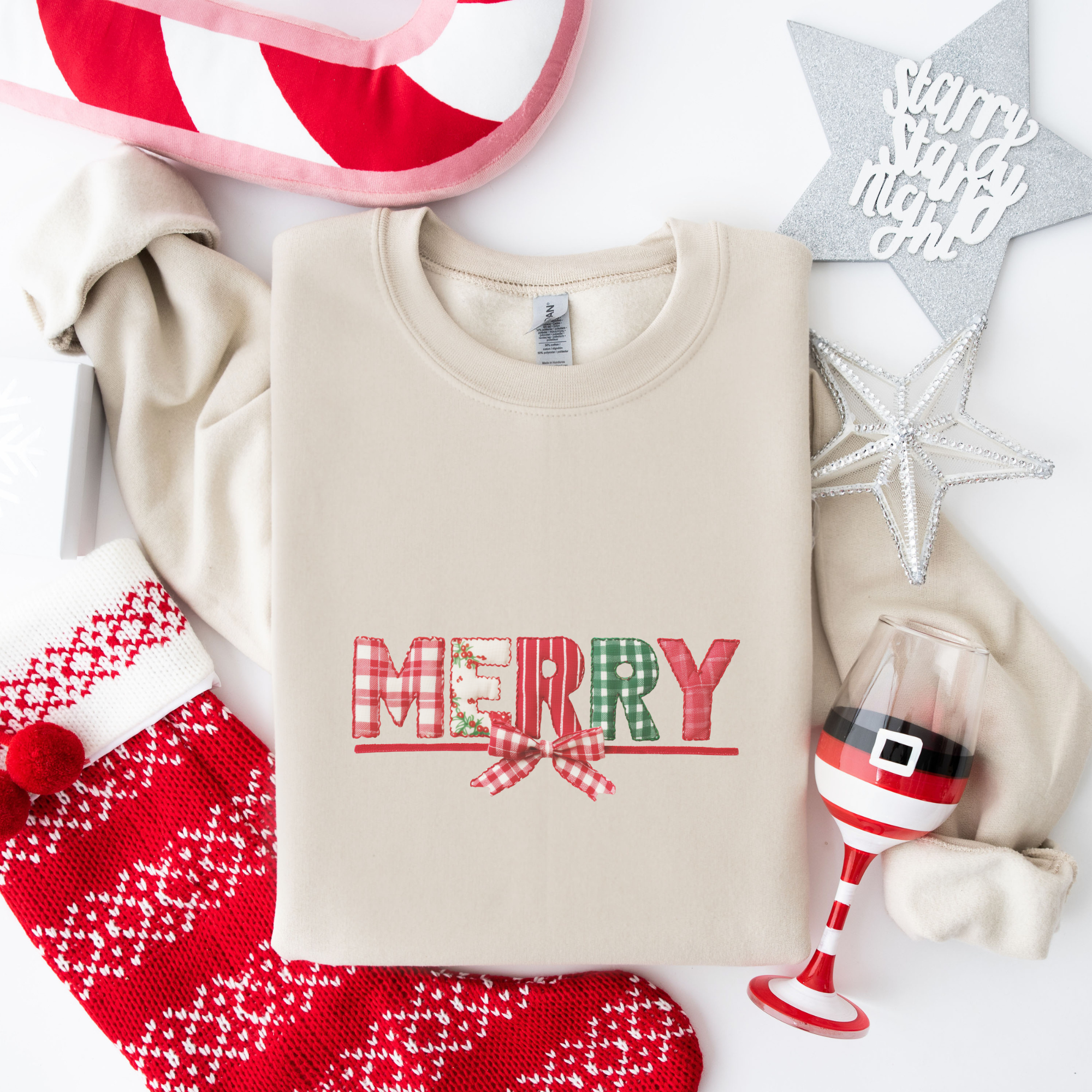 Merry Patchwork Christmas Women's Graphic Sweatshirt