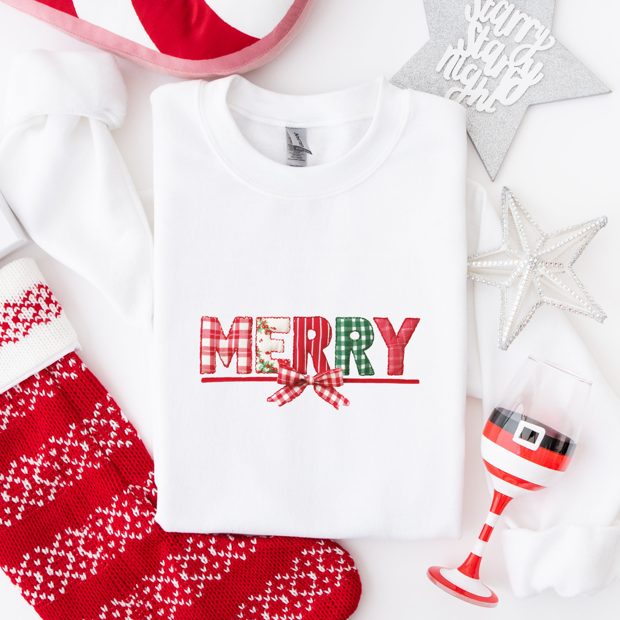 Merry Patchwork Christmas Women's Graphic Sweatshirt