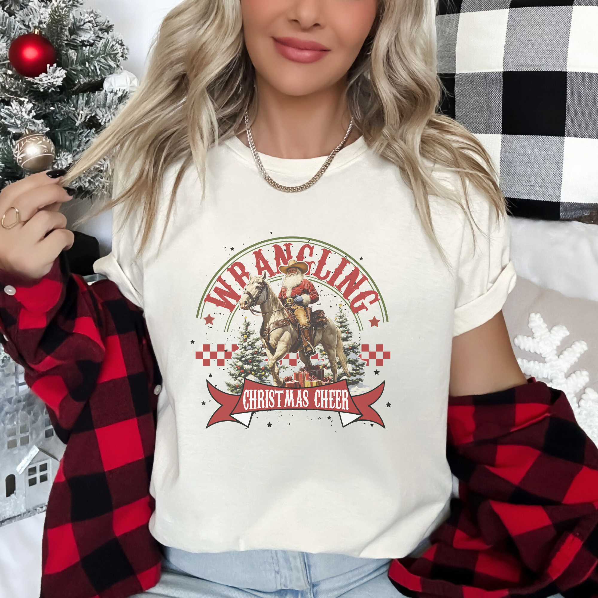 Wrangling Christmas Western Women's Graphic T-Shirt