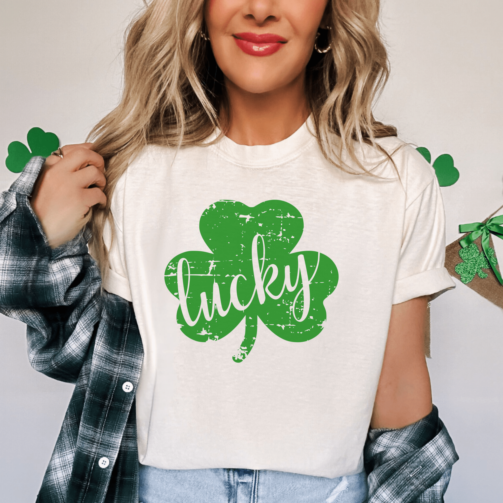 Distressed Shamrock St. Patrick's Day T-Shirt - Trendznmore