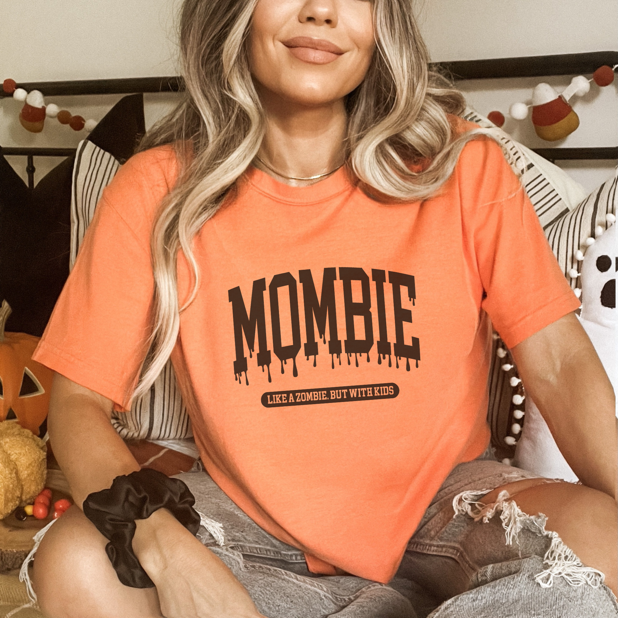 Mombie Halloween Graphic T-Shirt