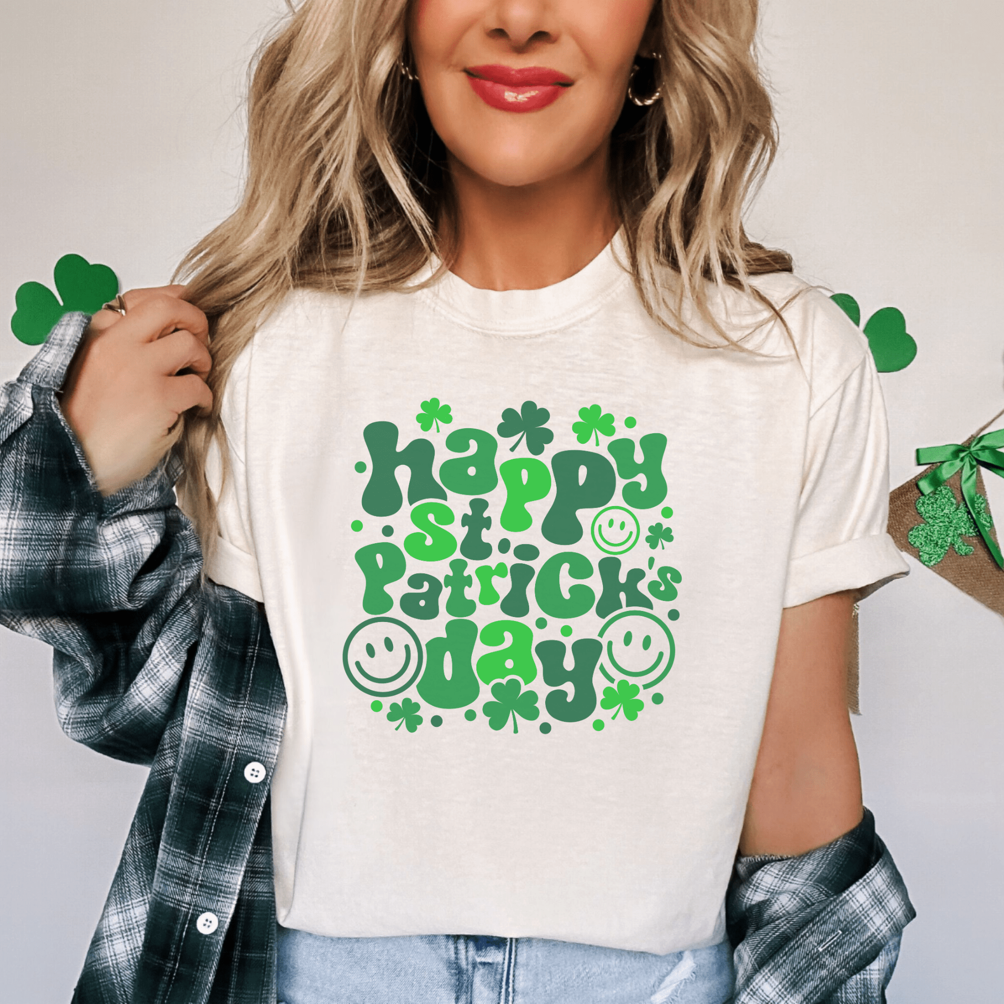 Happy St. Patrick's Day Groovy T-Shirt - Trendznmore