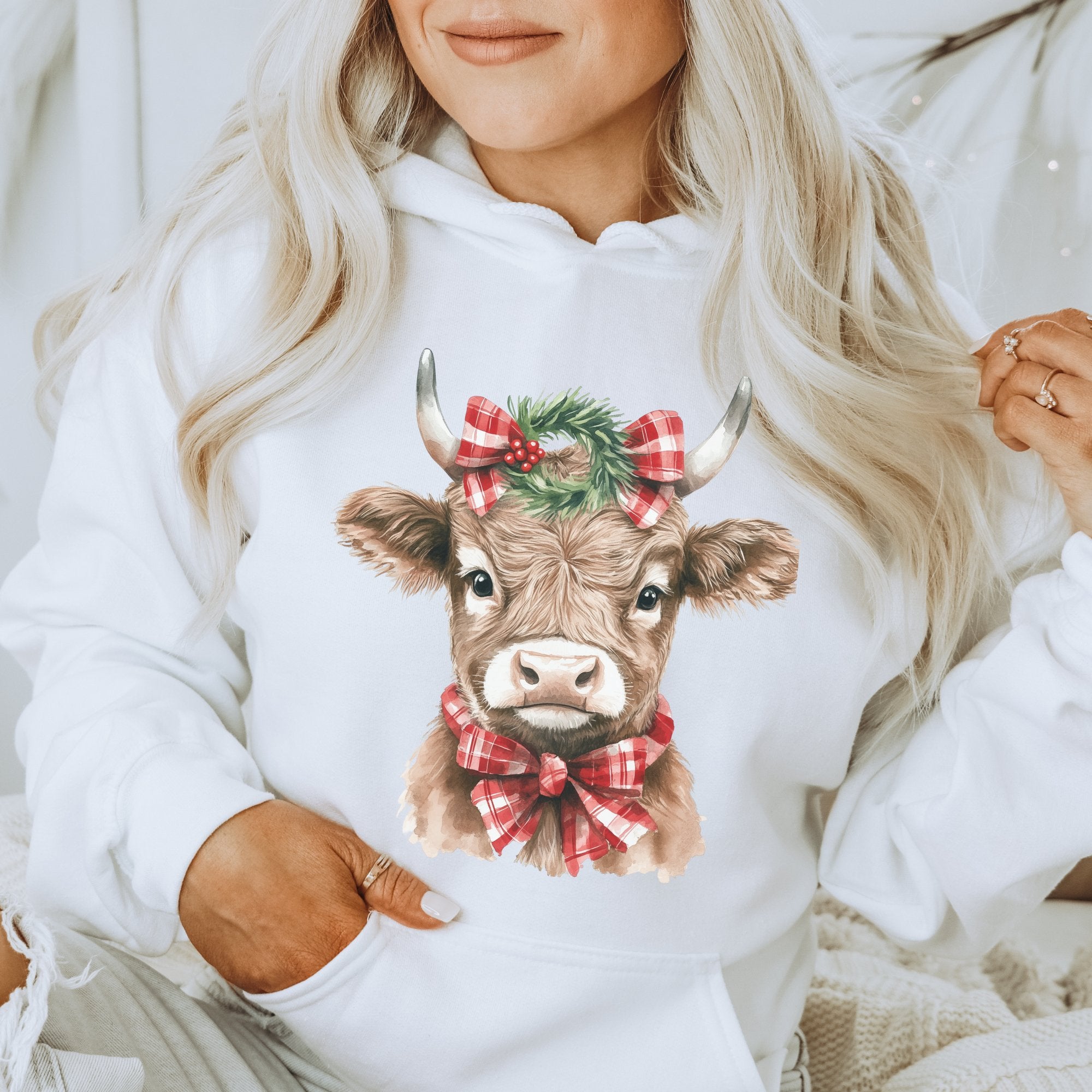 Highland Heifer Plaid Christmas Women's Hoodie - Trendznmore