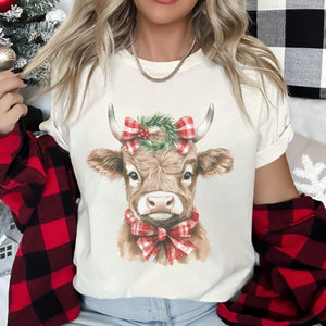 Highland Heifer Plaid Christmas Women's T-shirt - Trendznmore