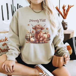 Howdy Fall Graphic Women's Sweatshirt - Trendznmore