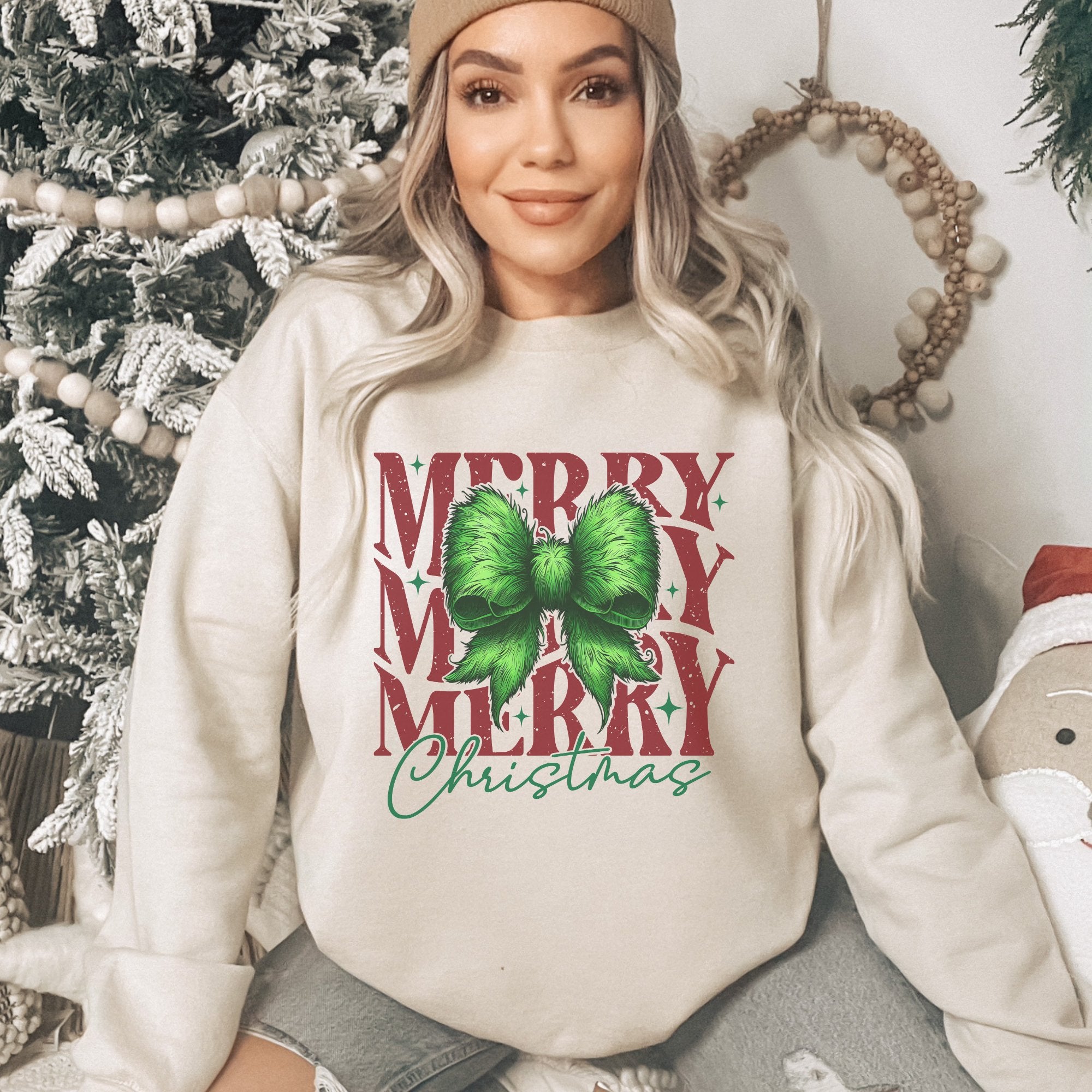 Merry Christmas Green Fur Coquette Bow Women's Sweatshirt - Trendznmore