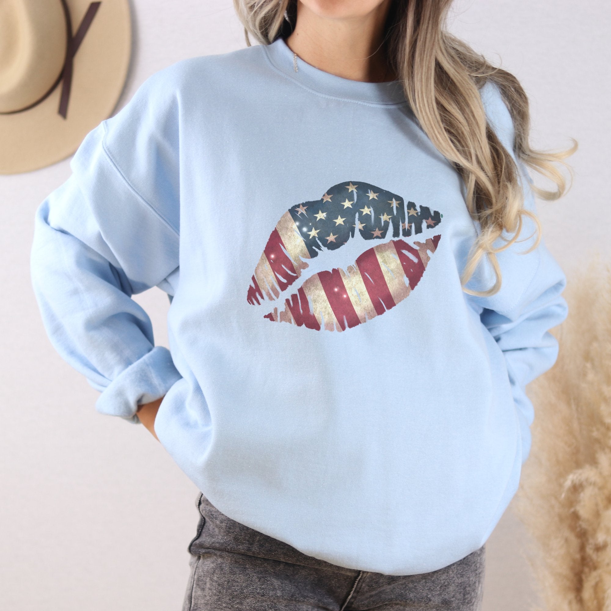 Patriotic American Lips Crewneck Sweatshirt - Trendznmore