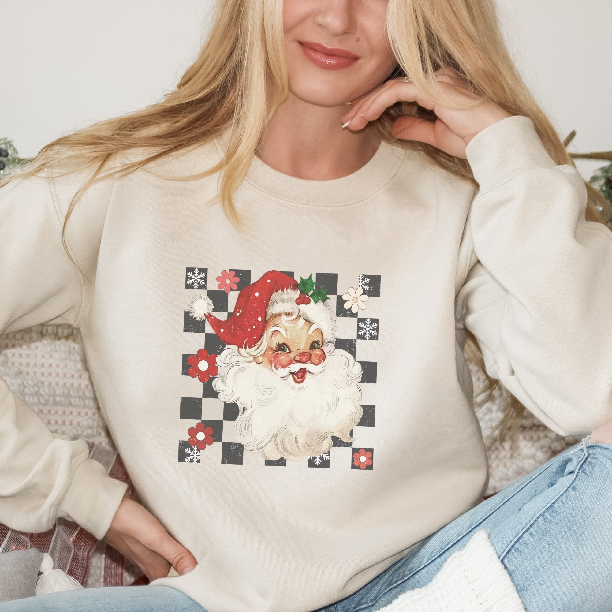 Retro Checkered Santa Claus Christmas Sweatshirt - Trendznmore