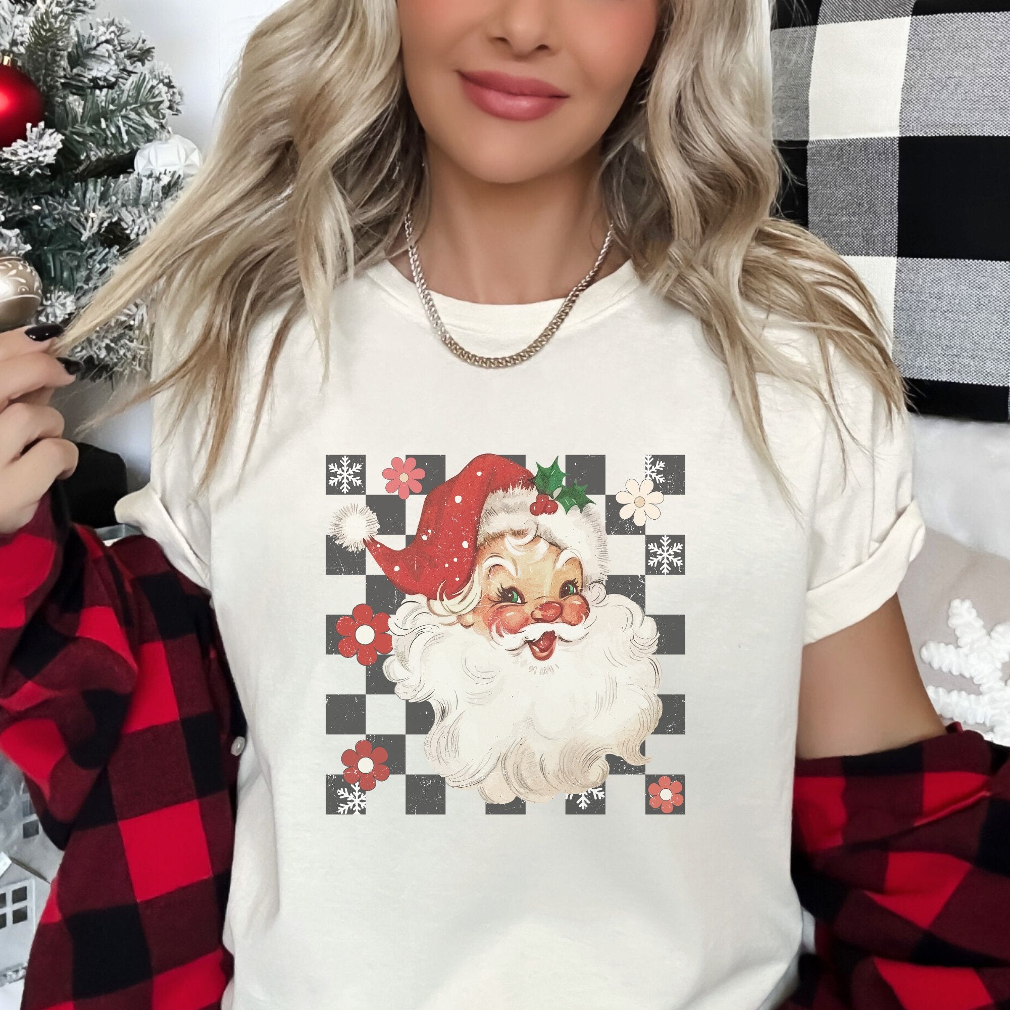 Retro Checkered Santa Claus Christmas T-shirt - Trendznmore