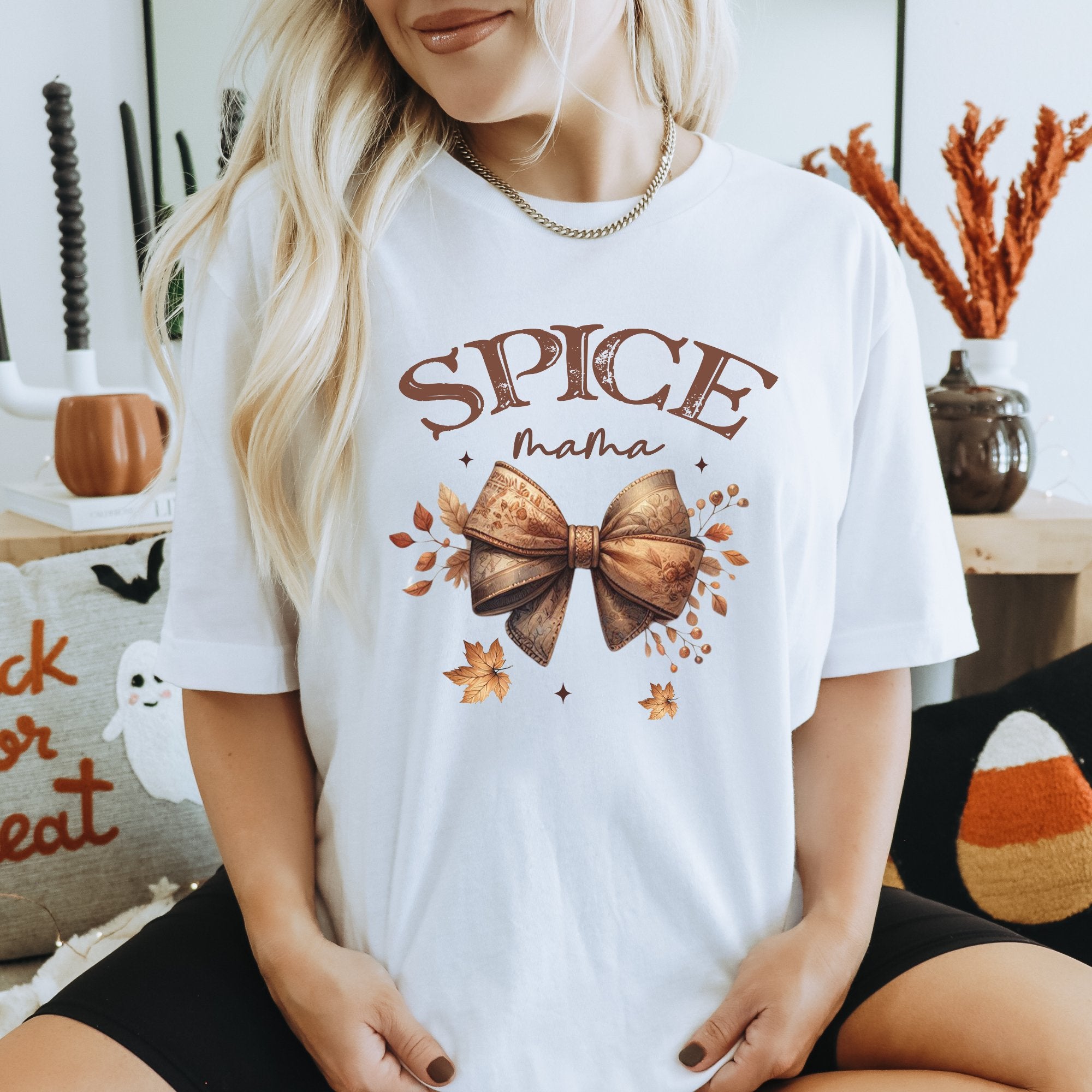 Spice Mama Fall Graphic Women's T - Shirt - Trendznmore