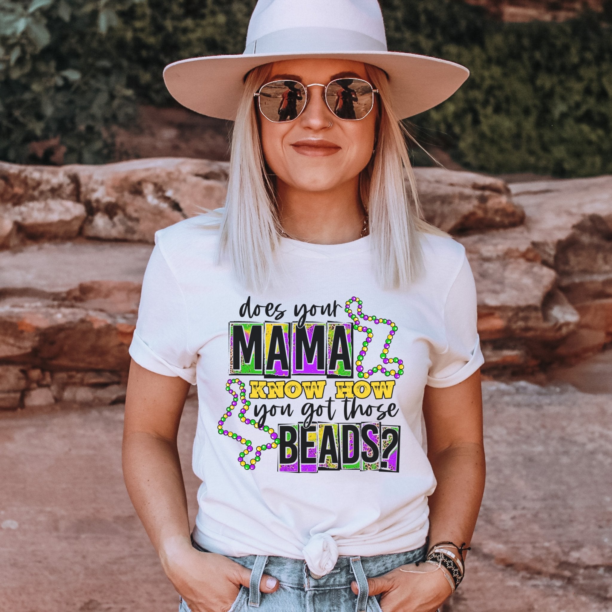 Does Your Mama Know? Mardi Gras Graphic T-Shirt - Trendznmore