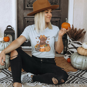 Fall Highland Cow Graphic Tee - Trendznmore