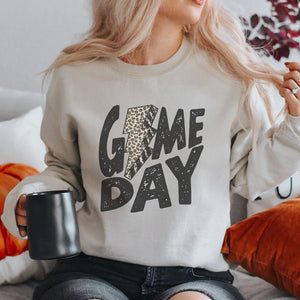 Game Day Lightening Bolt Crewneck Sweatshirt - Trendznmore