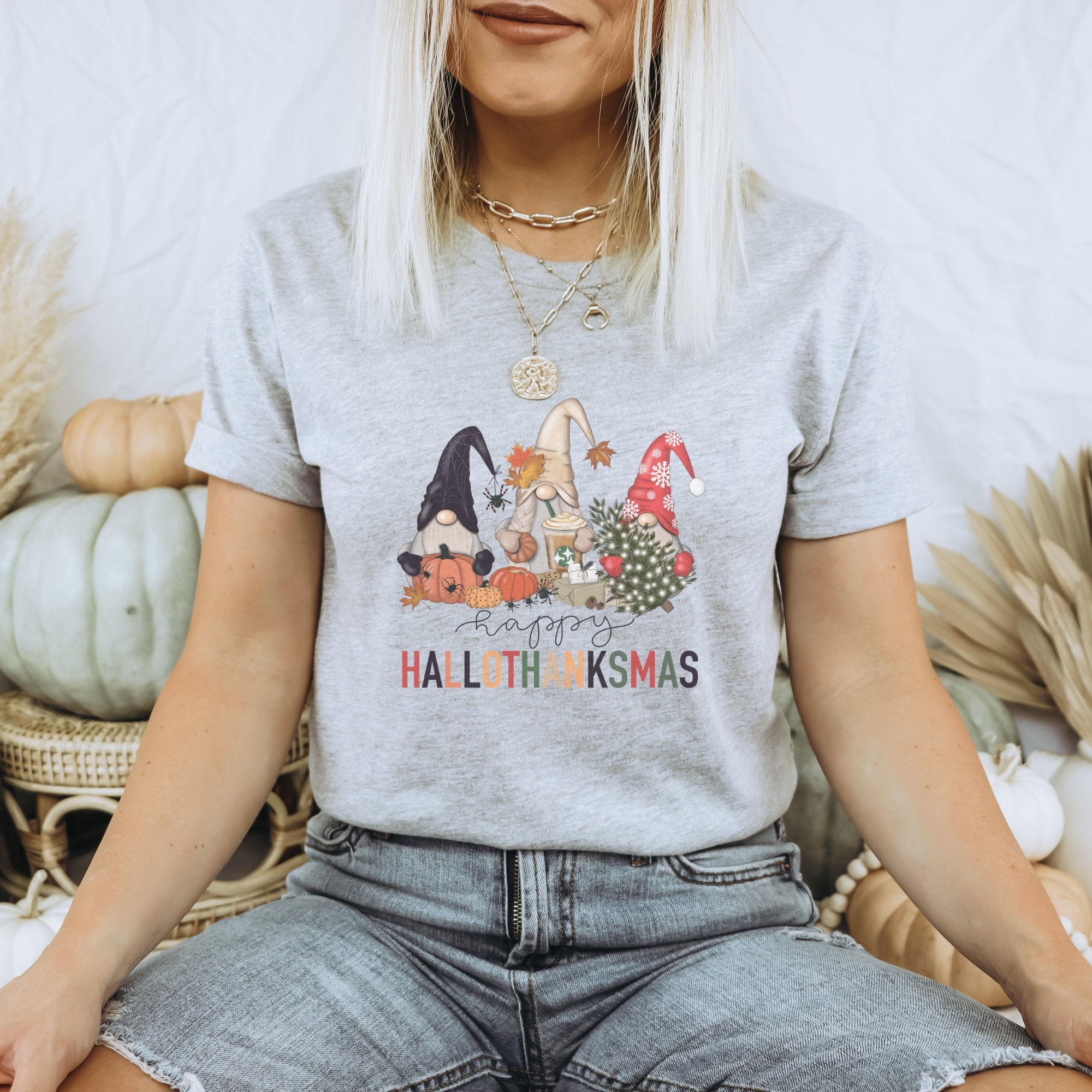 Happy Hallothanksmas Gnome T-Shirt - Trendznmore