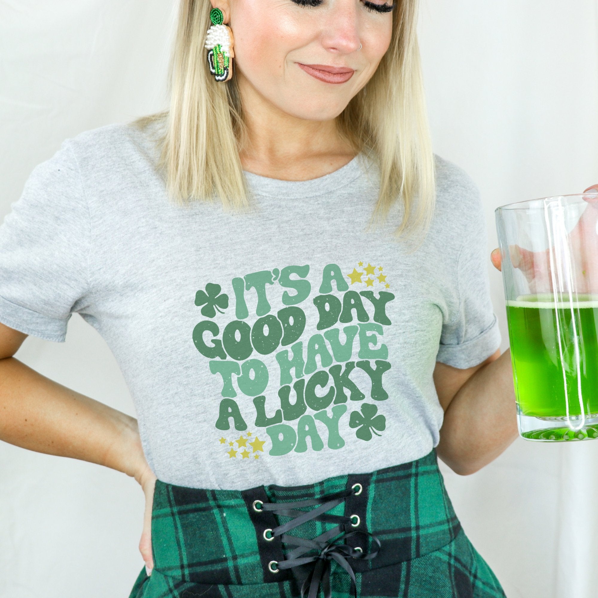 It's a Good Day to Have a Lucky Day St. Patrick's Day T-Shirt (S-2XL) - Trendznmore