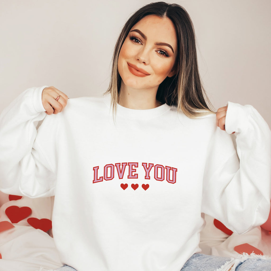 Love You Valentines Graphic Sweatshirt - Trendznmore