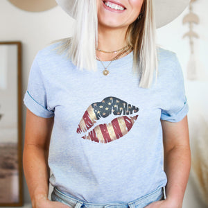 Patriotic American Flag Lips T-Shirt - Trendznmore