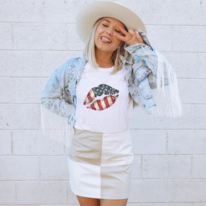 Patriotic American Flag Lips T-Shirt - Trendznmore