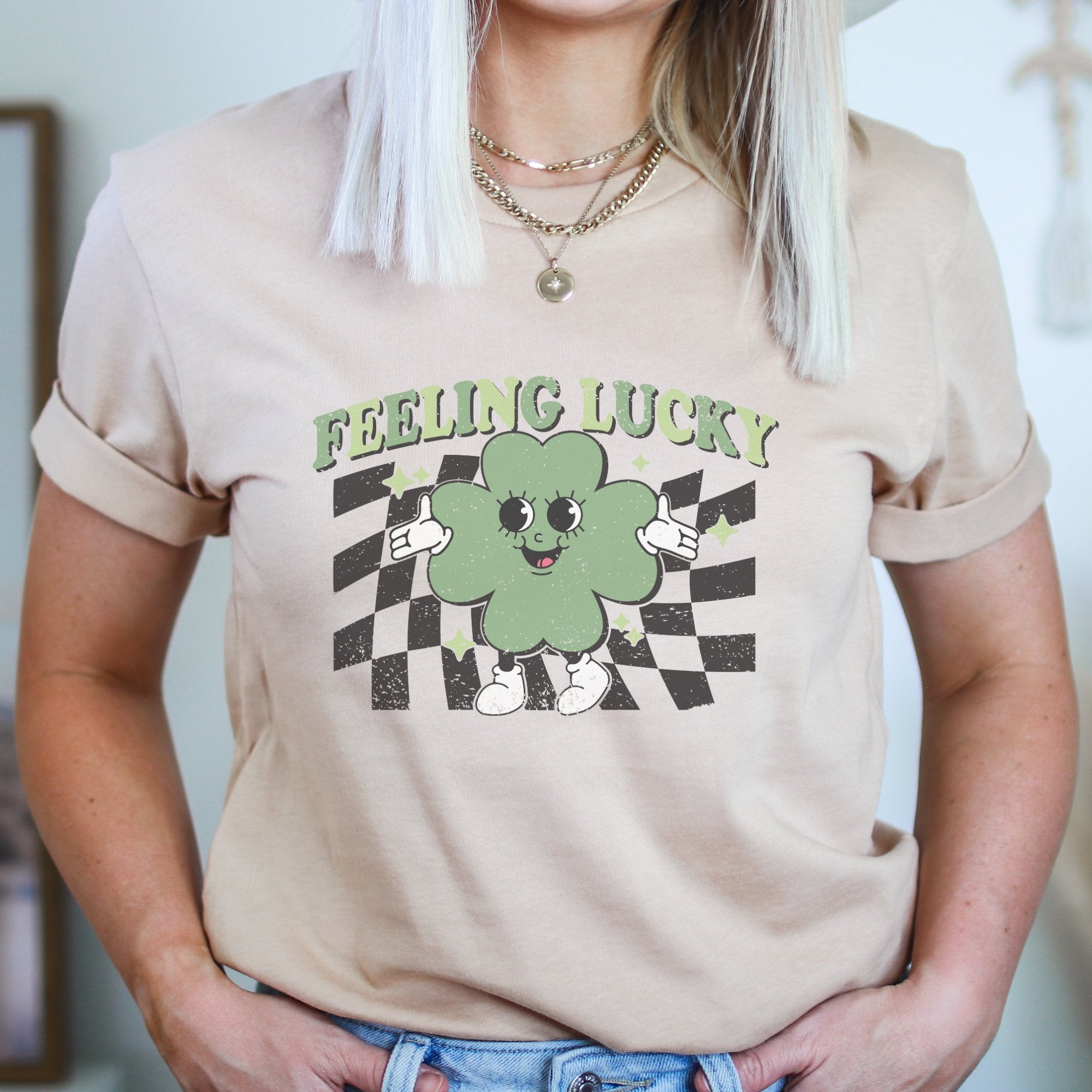 Retro Feeling Lucky St. Patrick's Day T-Shirt (S-2XL) - Trendznmore