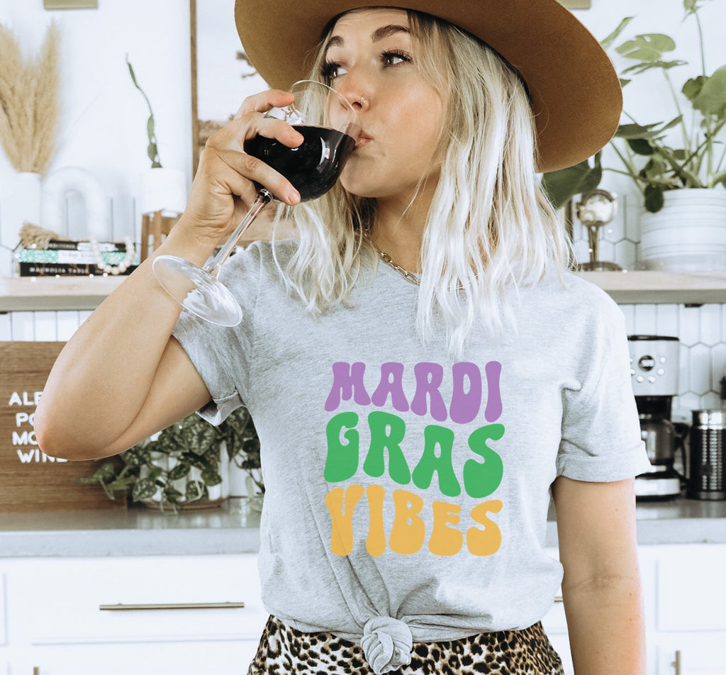 Retro Mardi Gras Vibes Graphic T-Shirt - Trendznmore