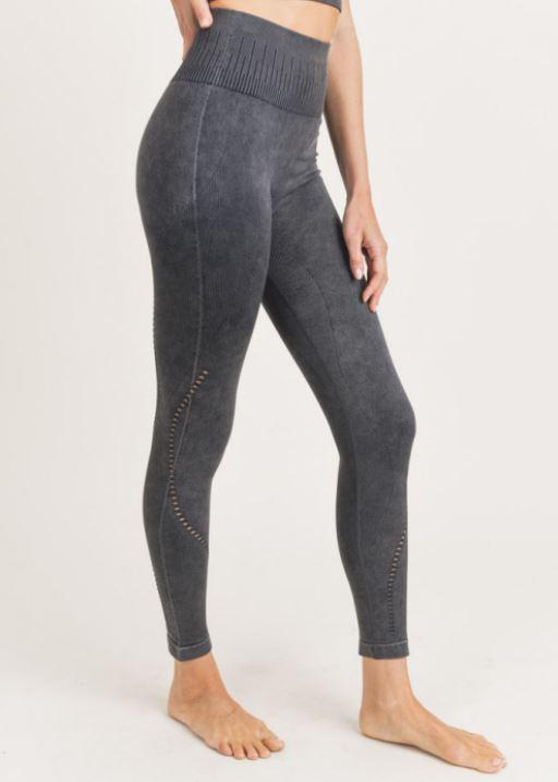 Seamless Ribbed Mineral-Washed Highwaist Leggings - Trendznmore