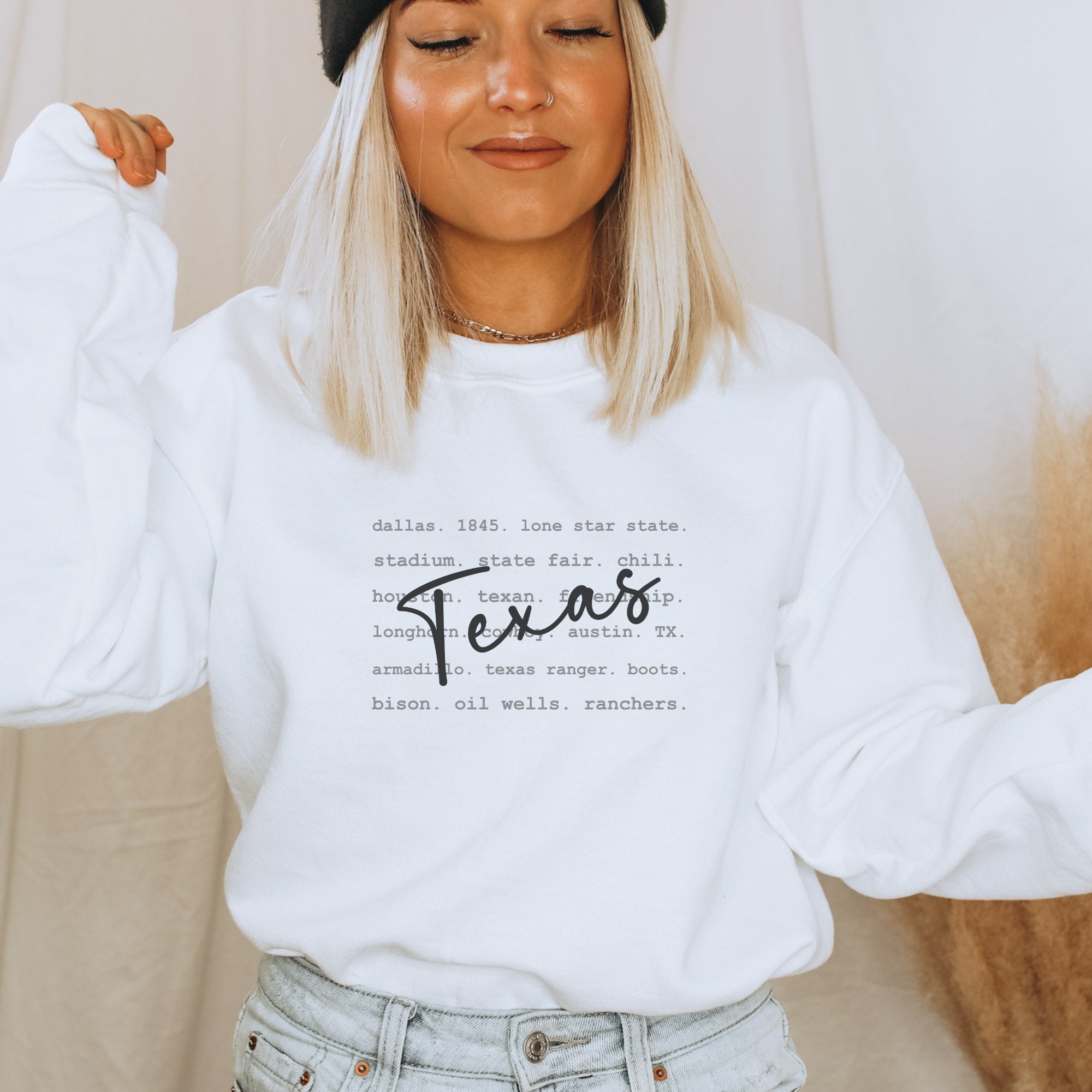 Texas Defined Crewneck Sweatshirt - Trendznmore