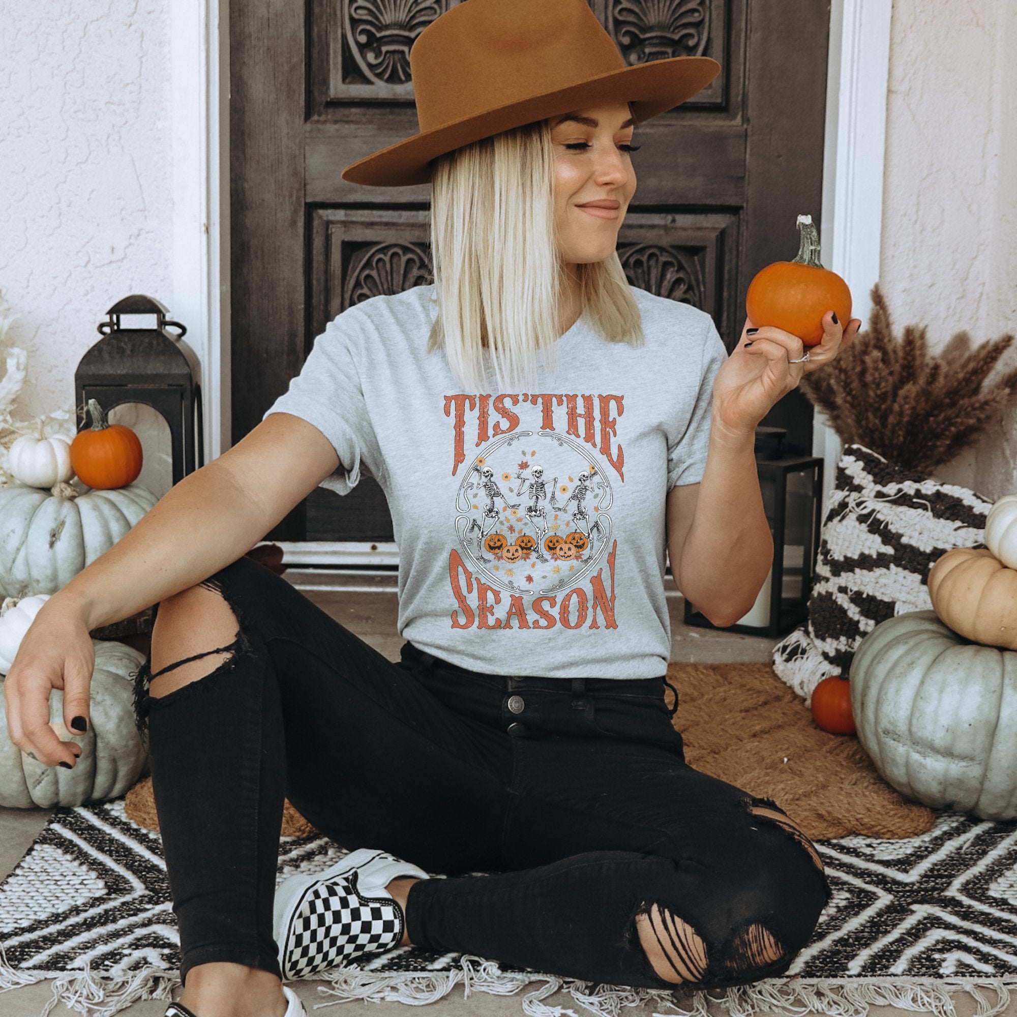 Tis the Skeleton Season Halloween T-Shirt - Trendznmore